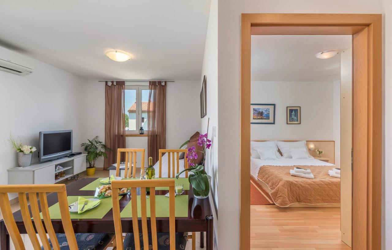 Apartment Nensi Poreč Zewnętrze zdjęcie