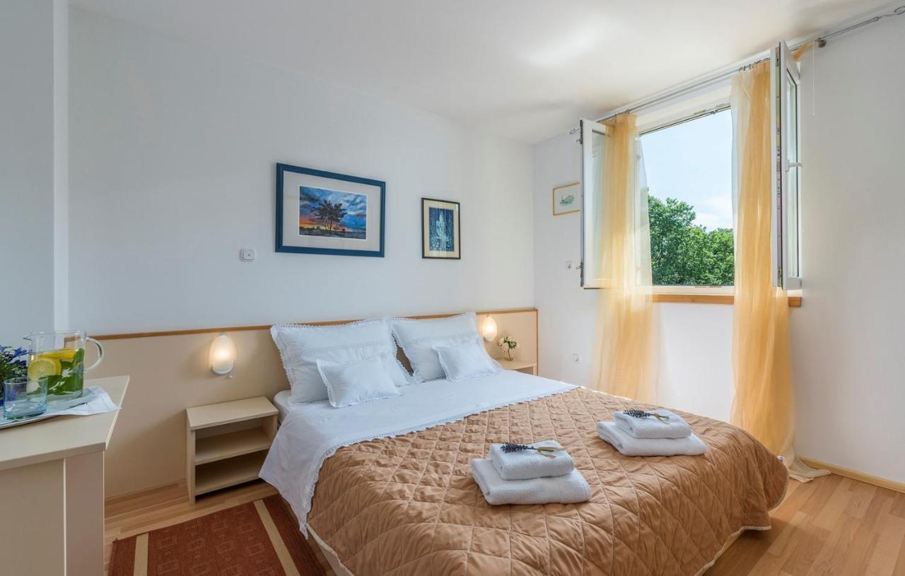 Apartment Nensi Poreč Zewnętrze zdjęcie