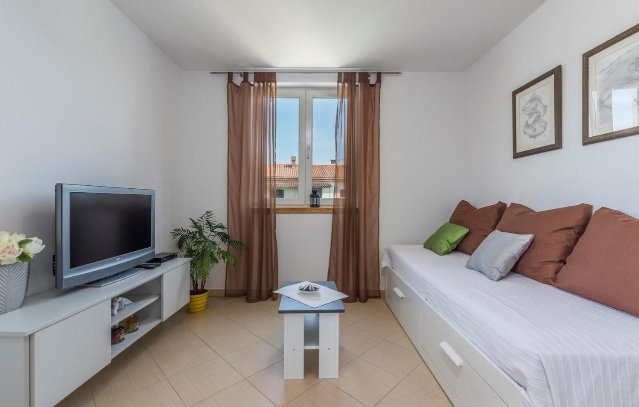 Apartment Nensi Poreč Zewnętrze zdjęcie